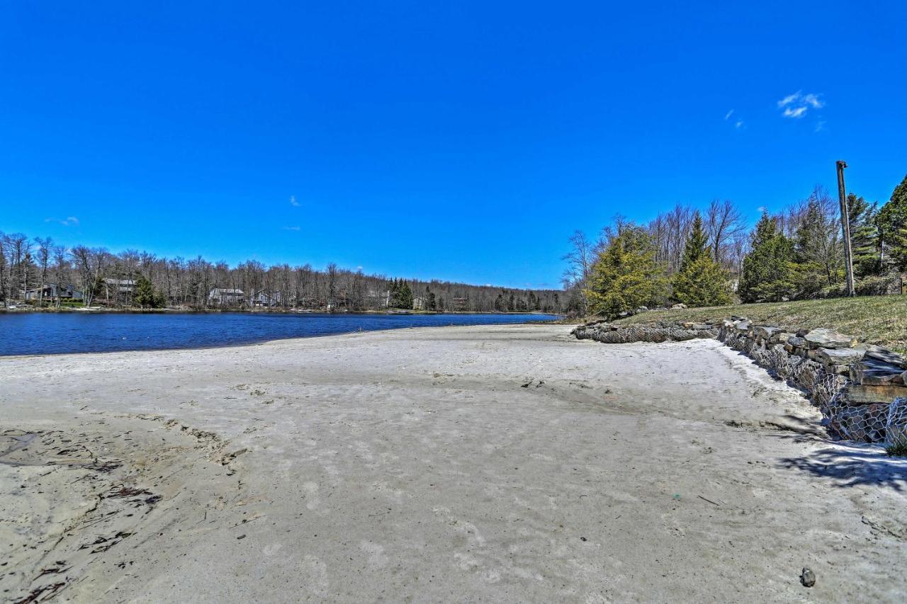 Tobyhanna Home With Hot Tub And Fire Pit Walk To Lake エクステリア 写真